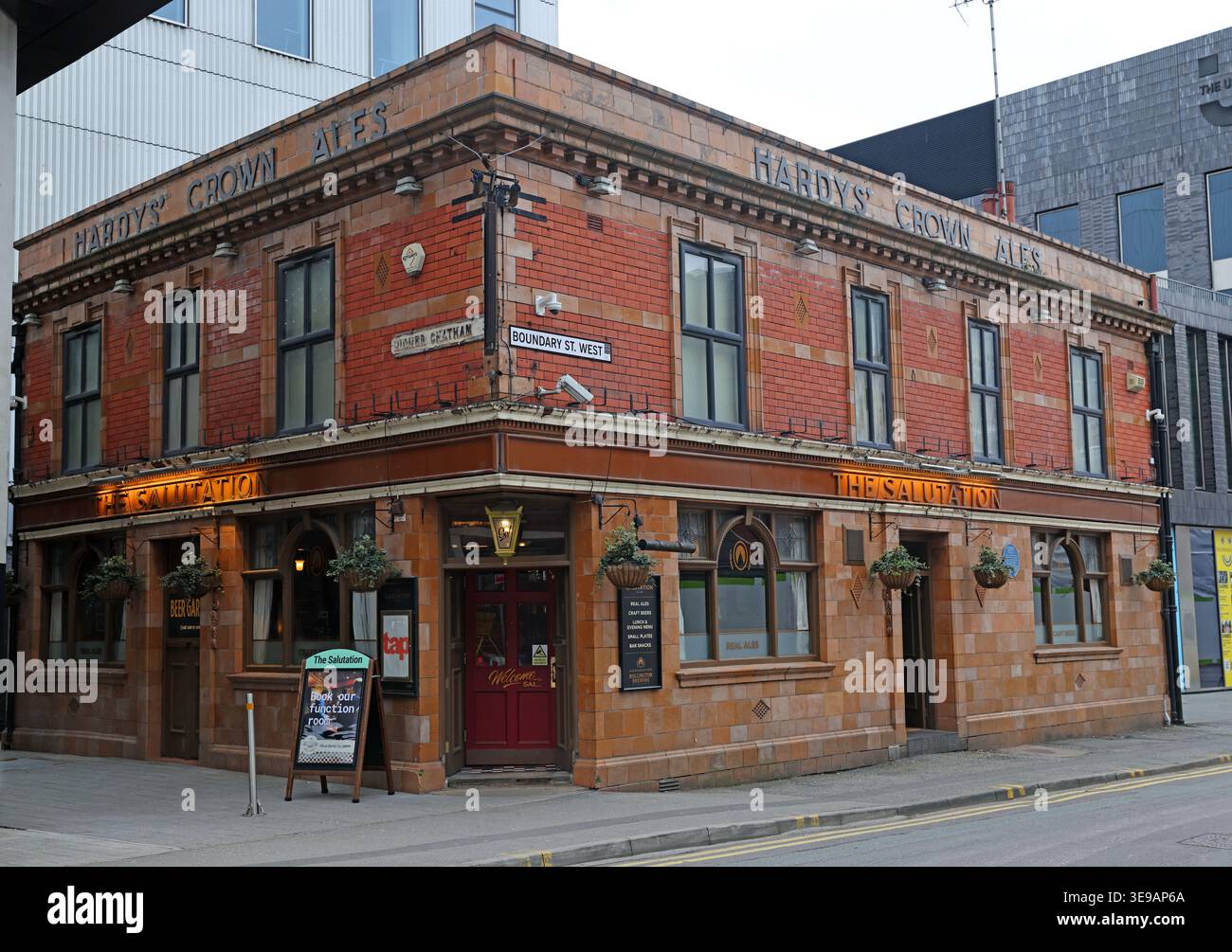 The Salutation, 12 Higher Chatham Street, Manchester, M15 6ED, Manchester, England, UK. Stock Photo