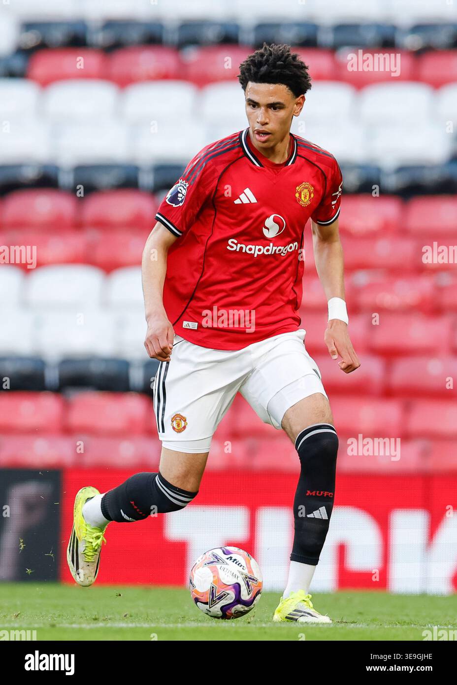 Manchester England 17th April 2026 Noah Ajayi Of Manchester United 