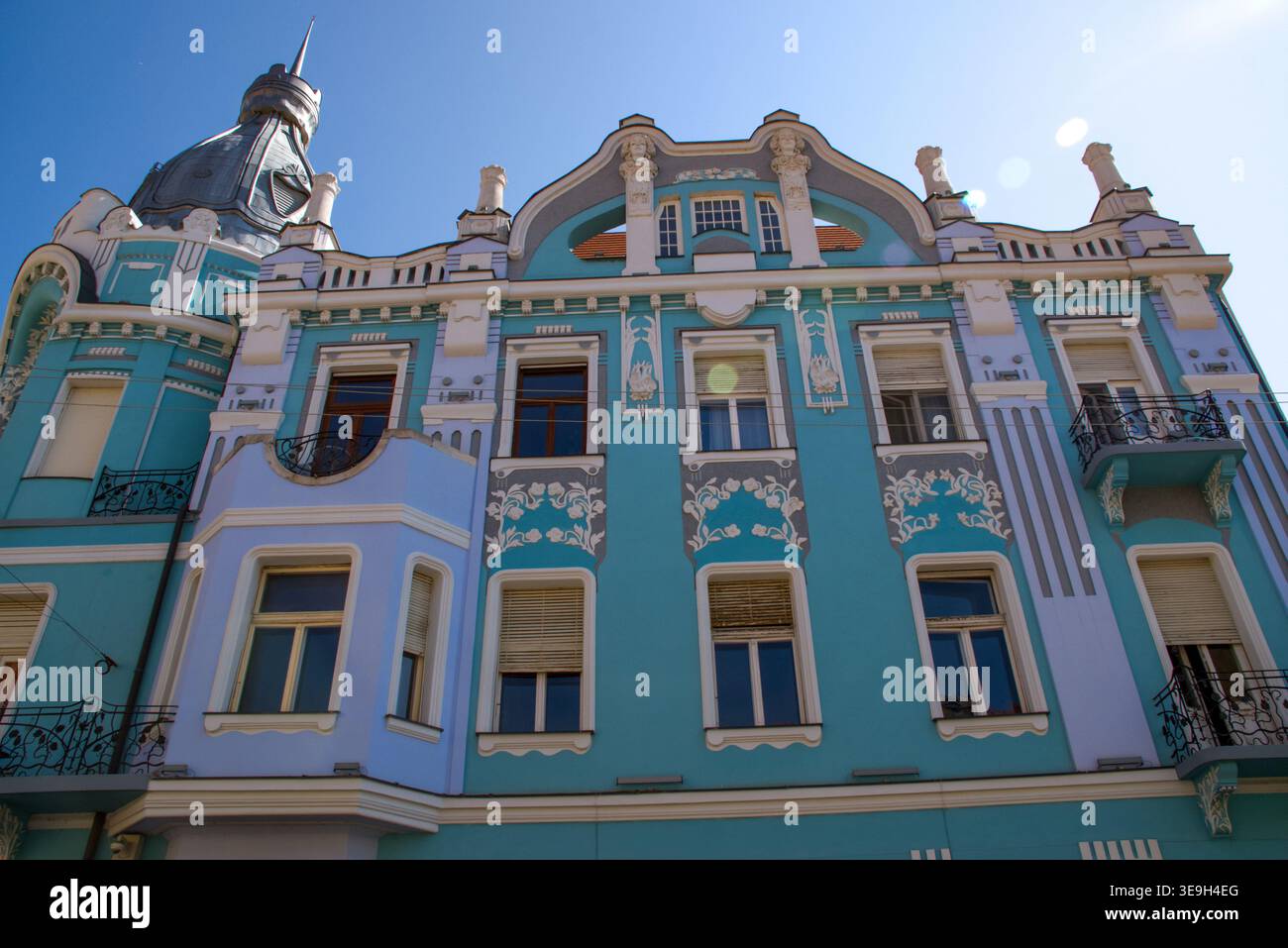 The Moskovits Miksa Palace is one of the most spectacular Art Nouveau ...
