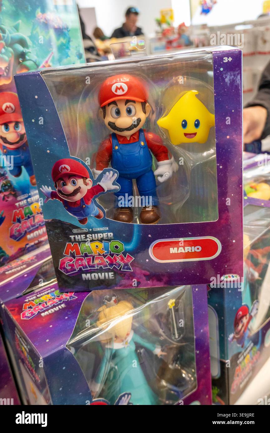 Mario Store Rockefeller Center The Nintendo New York store in Rockefeller Center is a popular ...