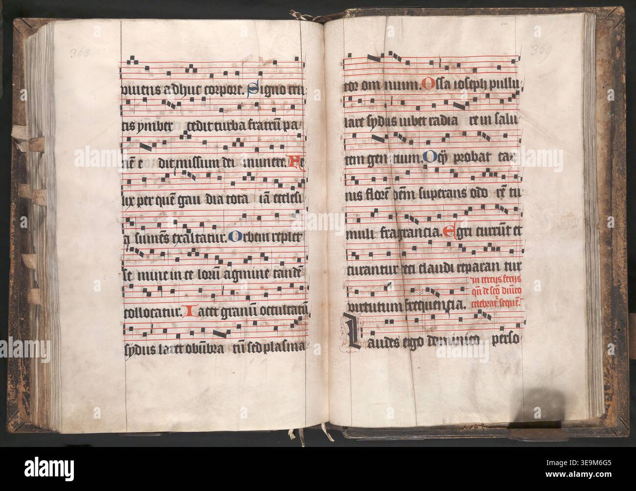Medieval manuscripts borders hi-res stock photography and images - Alamy