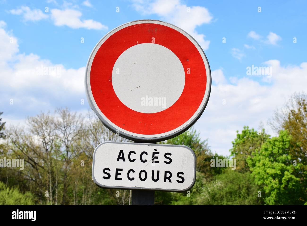 No entry sign hospital hi-res stock photography and images - Alamy