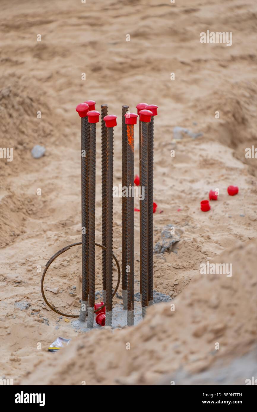 Footing Rods Column footing construction hi-res stock photography and images - Alamy