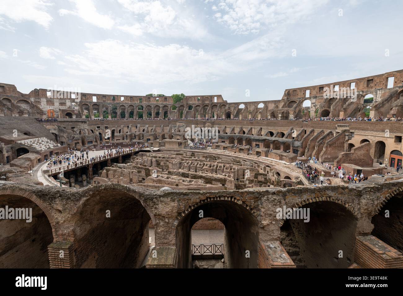 Rome Italy Aug 28 2025 Interior View Of The Colosseum Flavian rome-italy-aug-28-2025-interior-view-of-the-colosseum-flavian