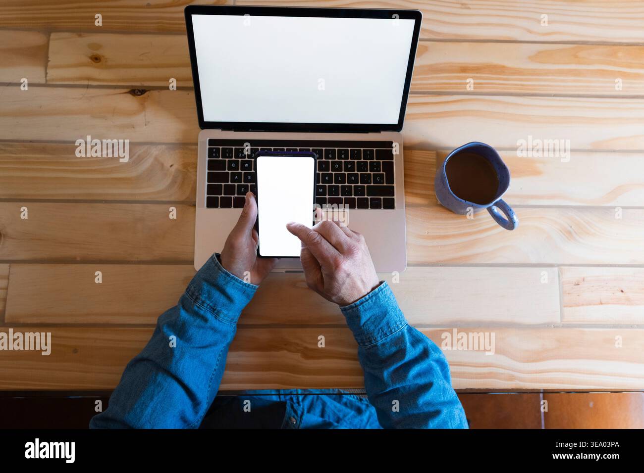 Social tasks hi-res stock photography and images - Alamy