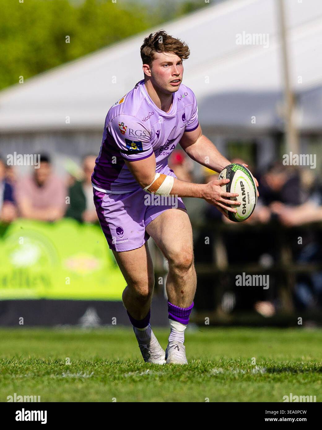 Thame, England, 18 April 2026 Rory Taylor of Worcester Warriors during ...