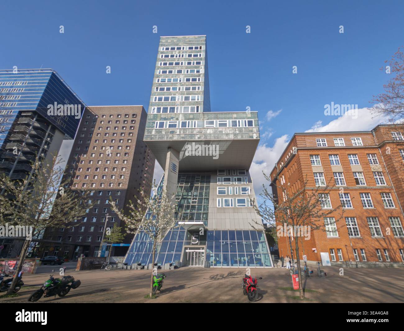 14 April 2026, Hamburg: View of the entrance area of the main building ...