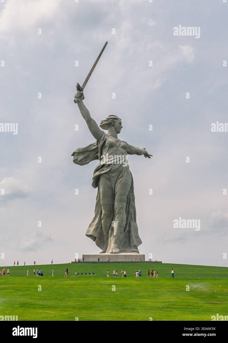 Giant statue the motherland calls hi-res stock photography and