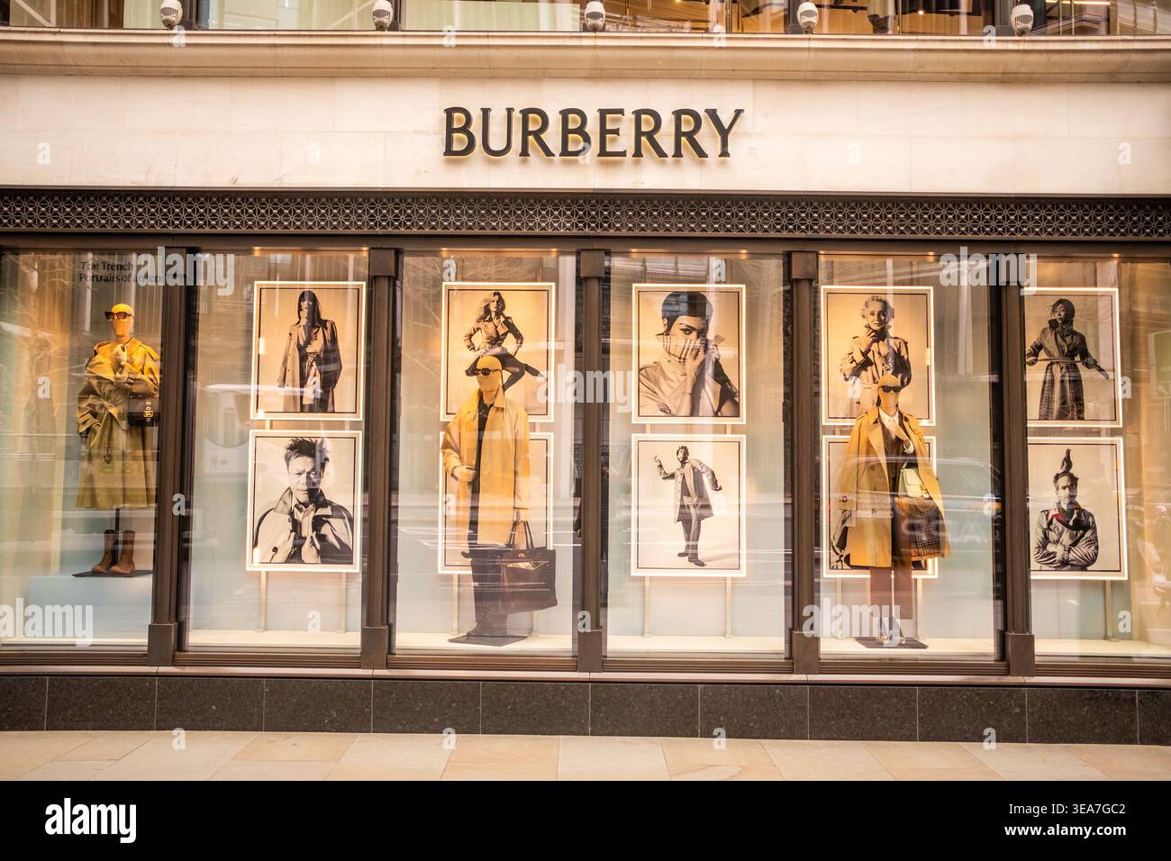 Burberry window display london hi-res stock photography and images