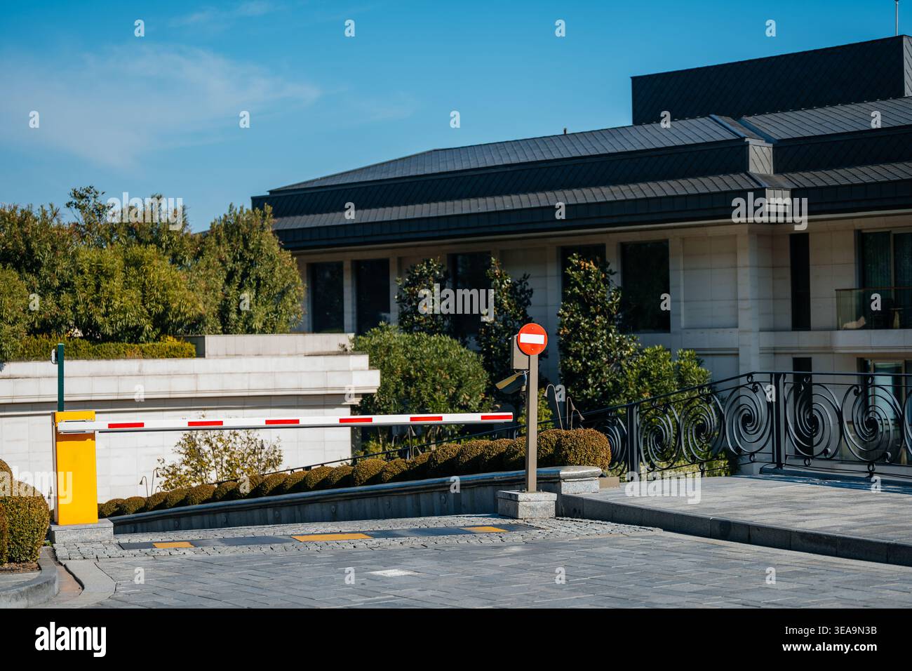 Secure Parking Access. Contemporary Parking Zone Featuring Security ...