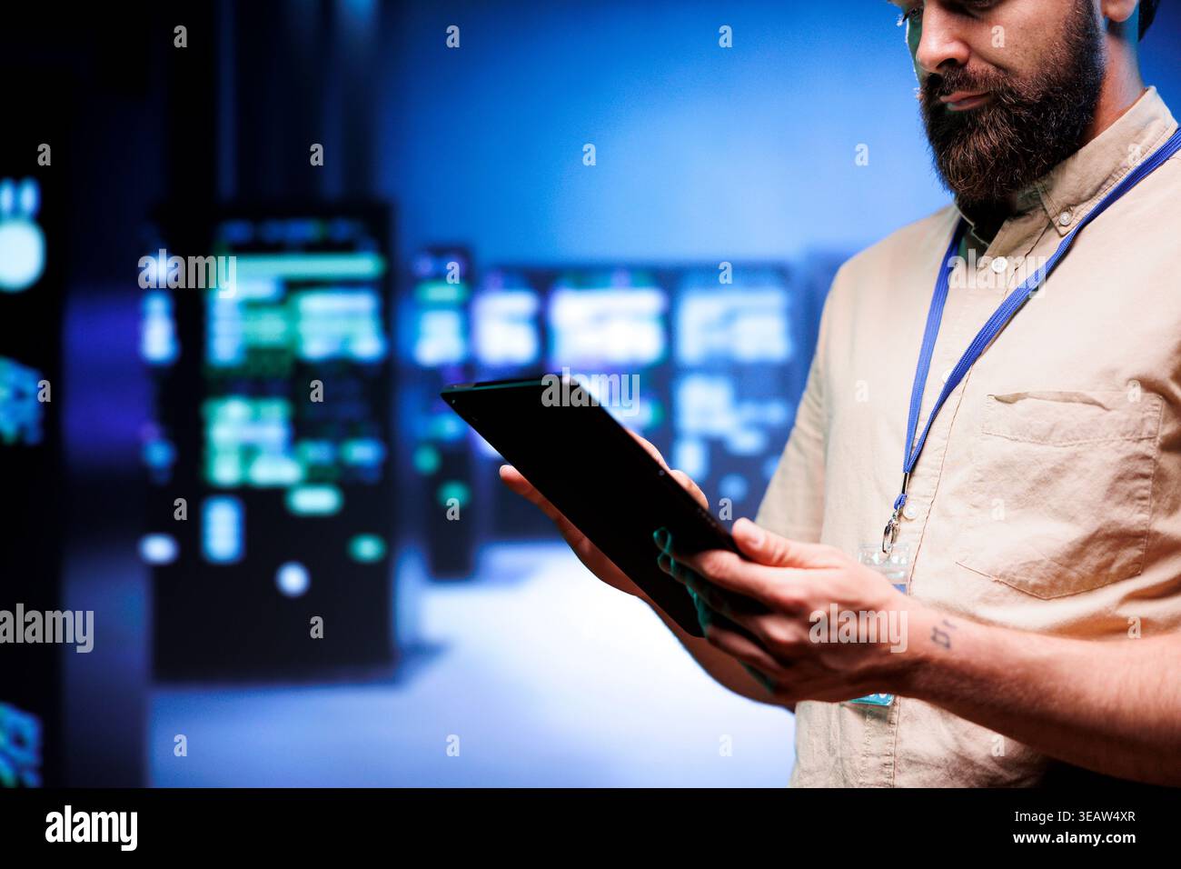 Specialist inspecting interlinked computers creating server network. Cloud computing service business using parallel computing to perform complex calculations and process large amounts of data Stock Photo