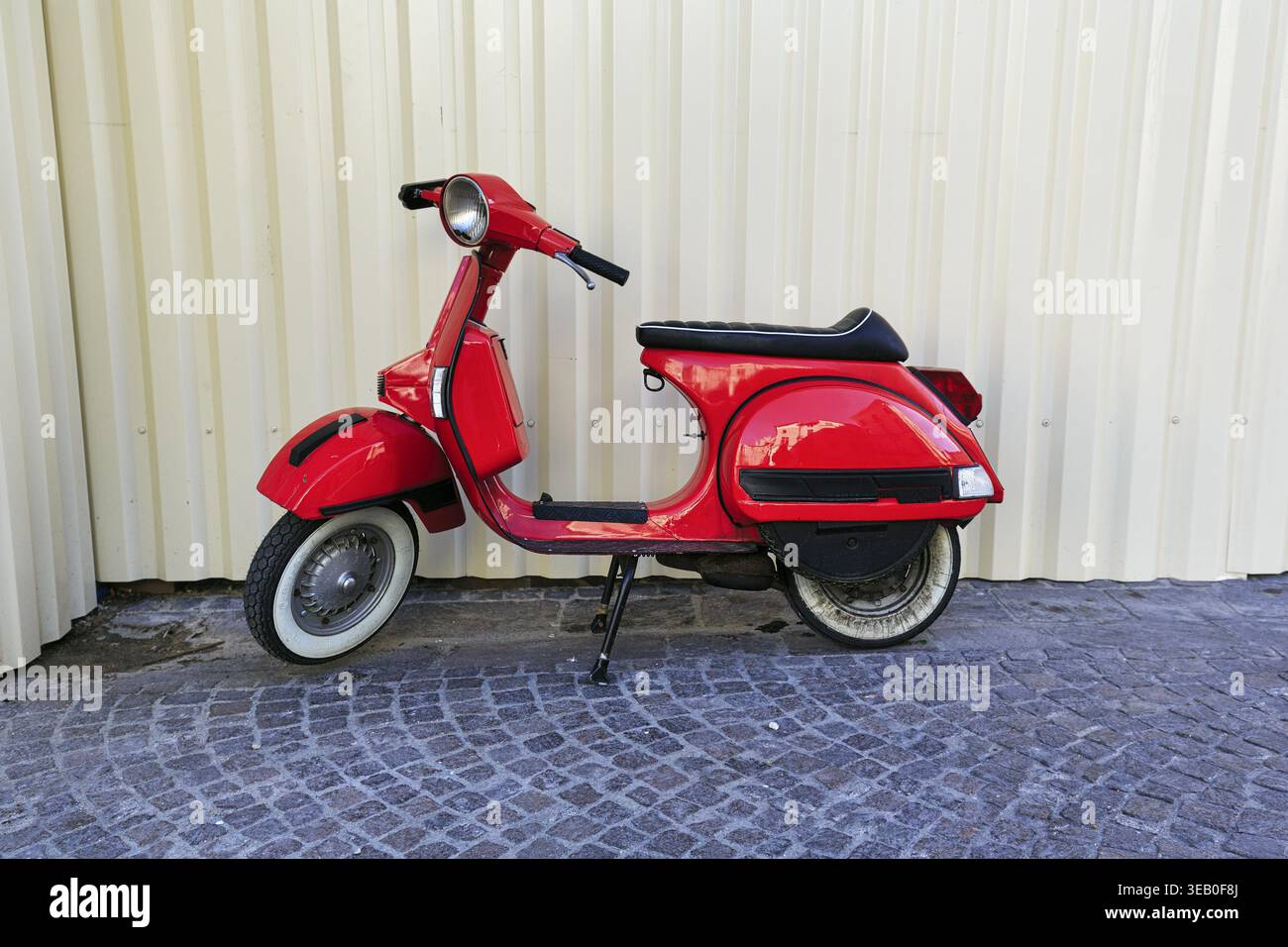 Vespa Px150 Vespa 125 Px 1994 Piaggio Vespa PX Wikipedia