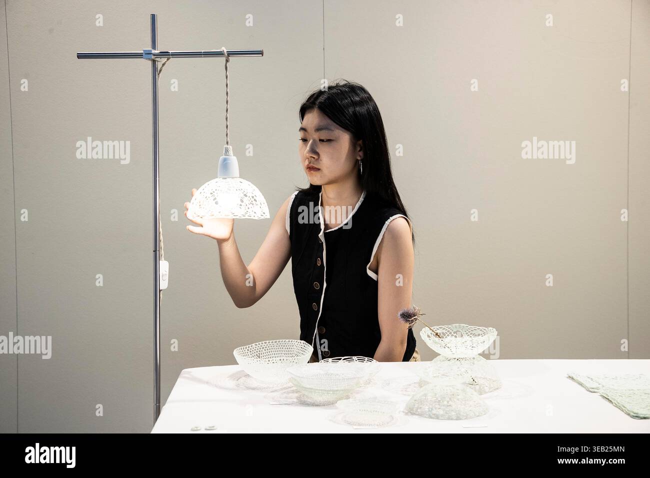 Nella foto Yixian Wang con Foggy Menzione Speciale Milano - Italia ...