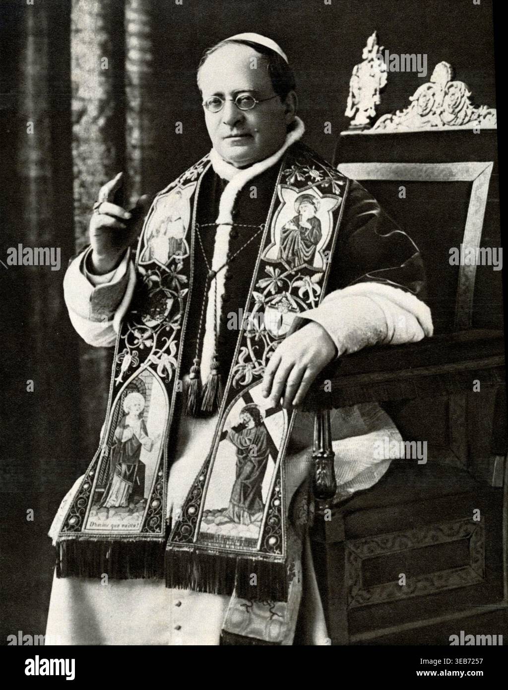 Pope pius xi hi-res stock photography and images - Page 2 - Alamy