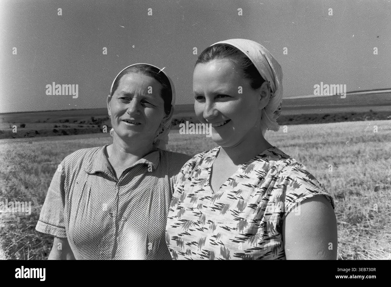 Peasant dresses hi-res stock photography and images - Alamy