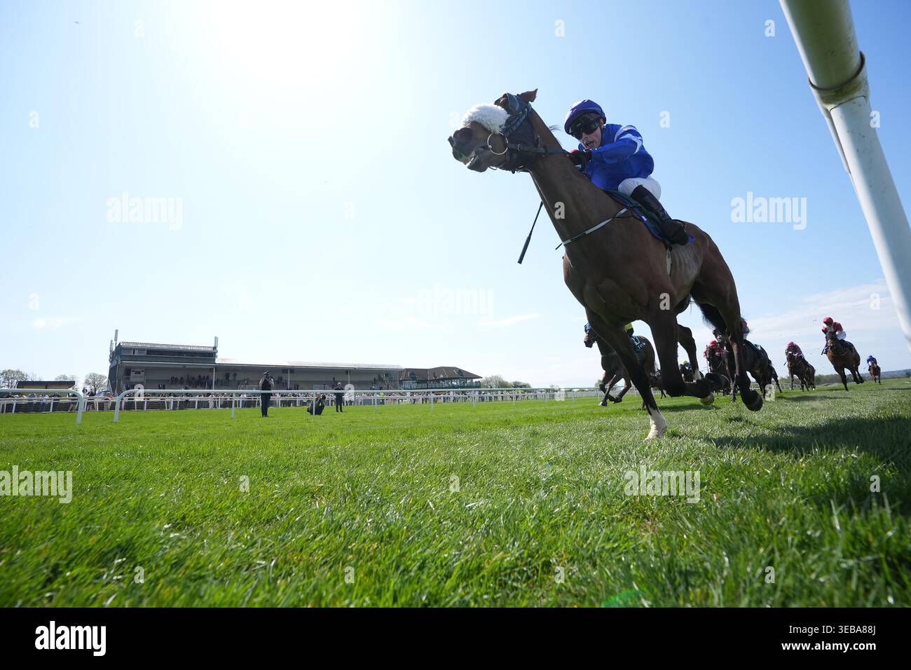 Jamie Orr on Sporting Hero on the way to winning the Kilberry ...