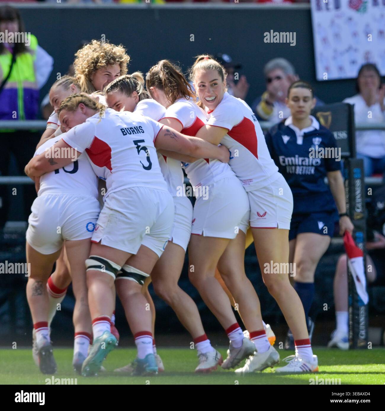Red Roses Rugby Line Up Red roses women rugby scoring try hi-res stock photography and images ...