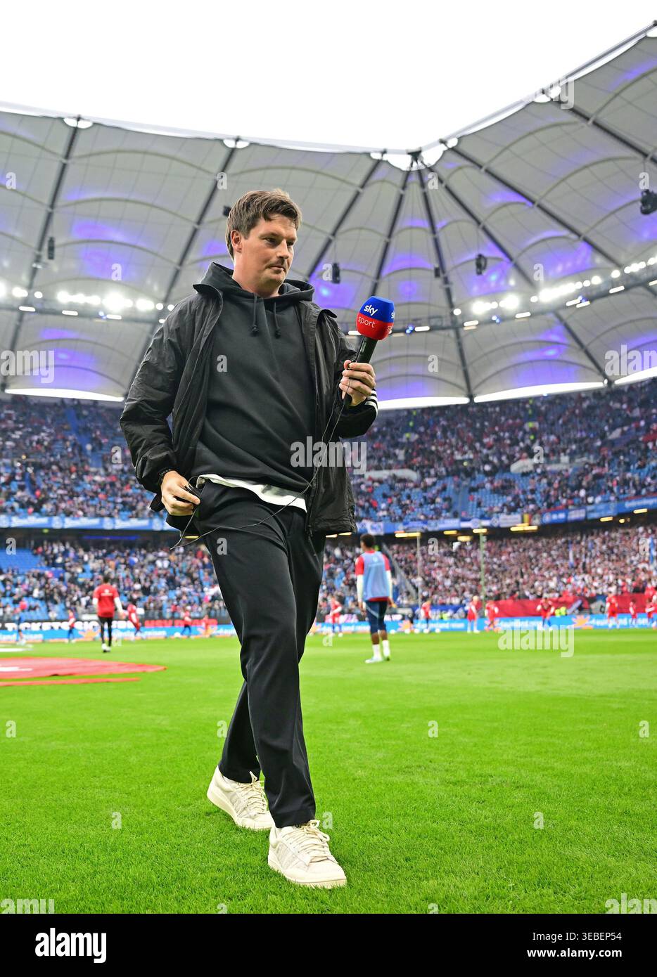 Trainer [coach] Merlin Polzin (HSV Hamburg) Hamburg, April 25, 2026 ...