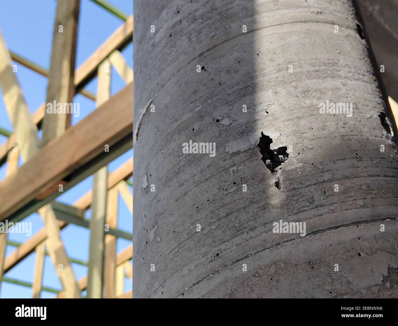 Framing inspection hi-res stock photography and images - Alamy