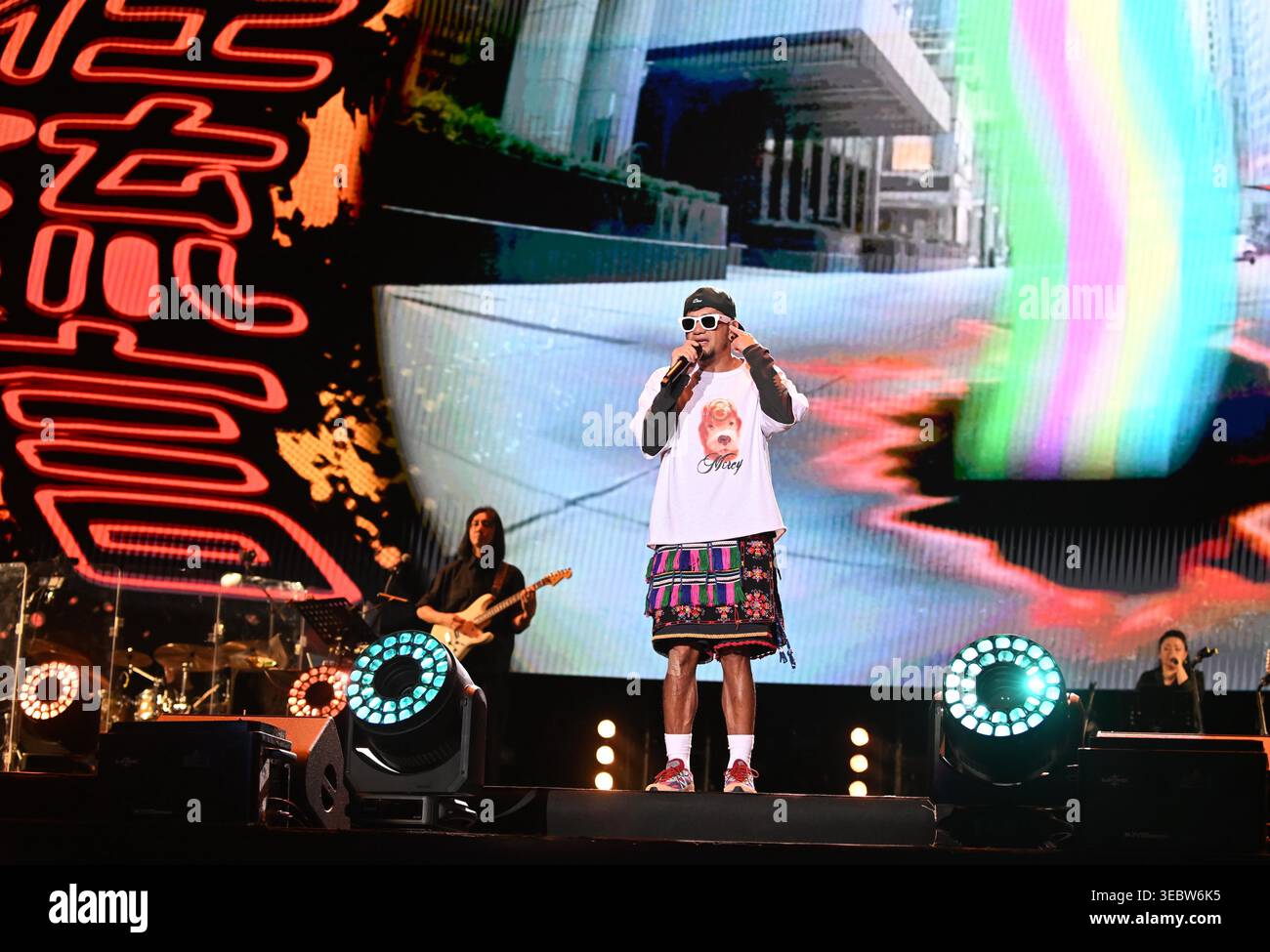 Taiwanese singer Chang Chen-yue performs during his 'Go with the Flow ...