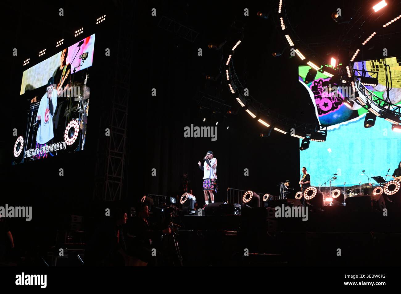 Taiwanese singer Chang Chen-yue performs during his 'Go with the Flow ...