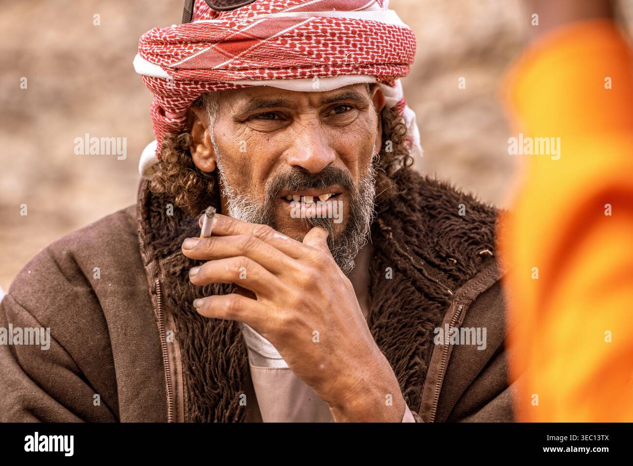 marsa cigarettes Bedouin smoking hi-res stock photography and images
