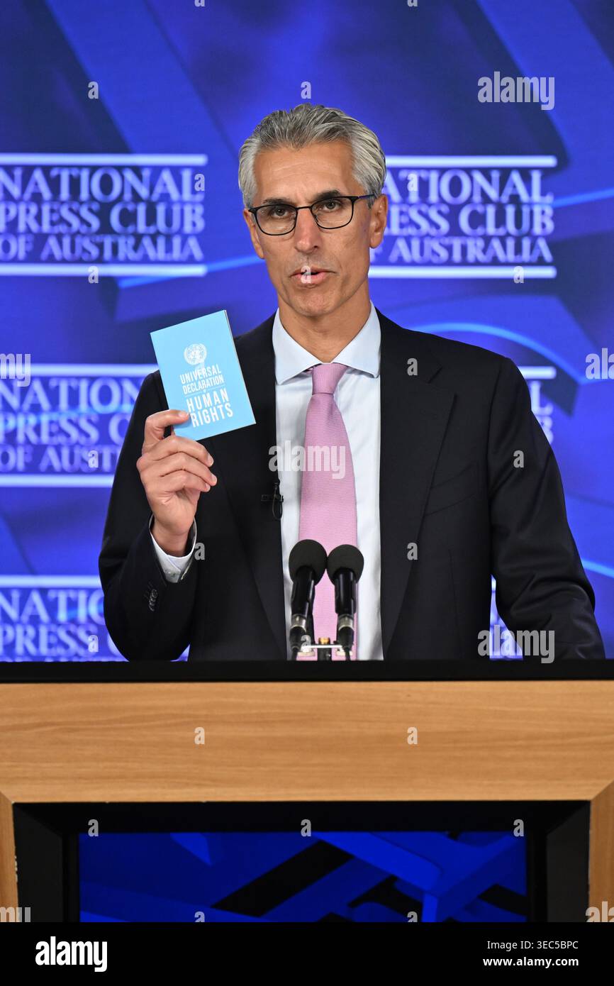 Australian Human Rights Commission president Hugh de Kretser addresses ...