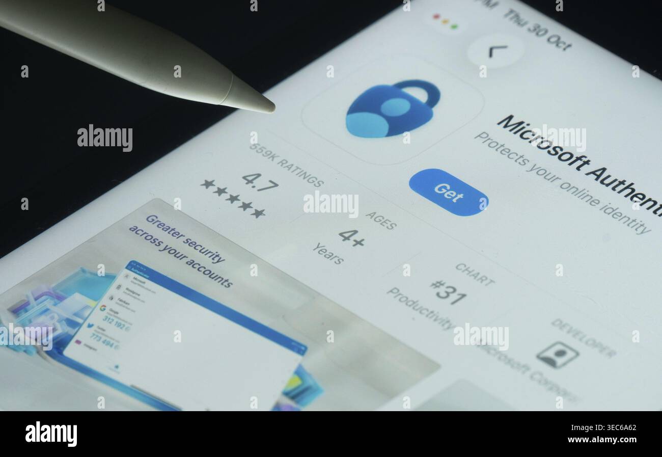 Comp Authenticator Microsoft authenticator app on hi-res stock photography and images - Alamy