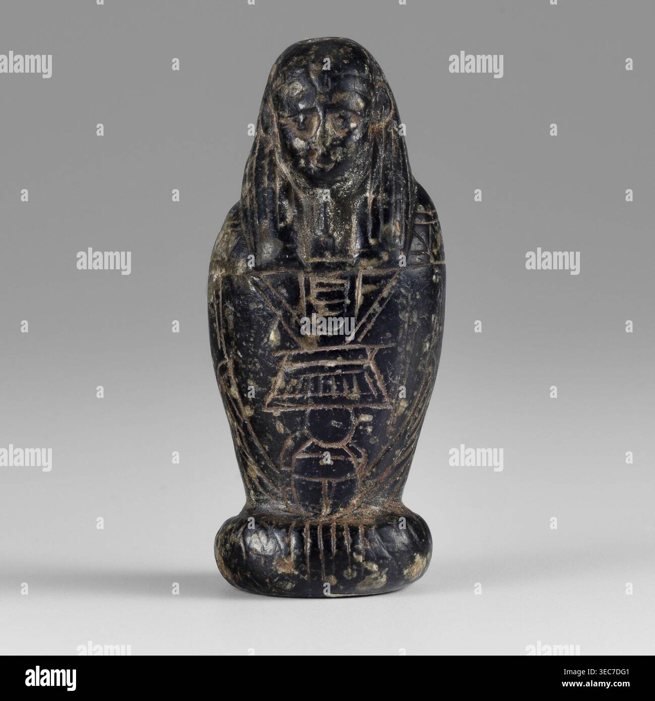 Osiris egyptian mythology hi-res stock photography and images