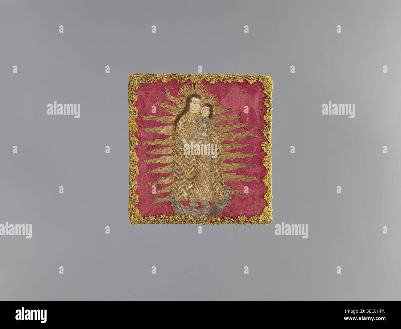 Parament Patterns Dark red silk damask hi-res stock photography and images - Alamy