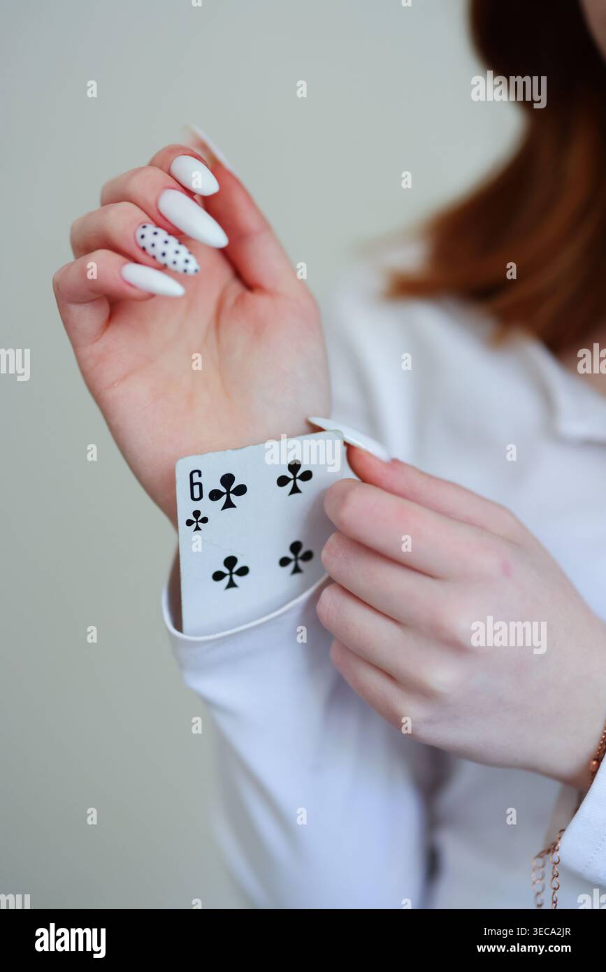 Magic card trick young hi-res stock photography and images - Alamy Magic card trick young hi-res stock photography and images - Alamy