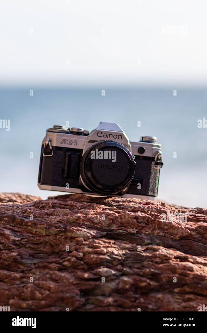 Canon ae 1 hi-res stock photography and images - Alamy