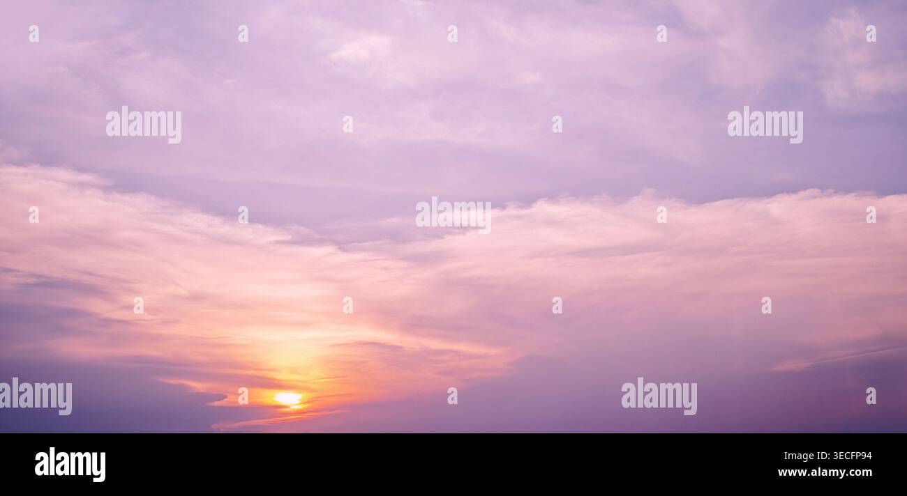 Timelapse sunset open sky cloud hi-res stock photography and images - Alamy