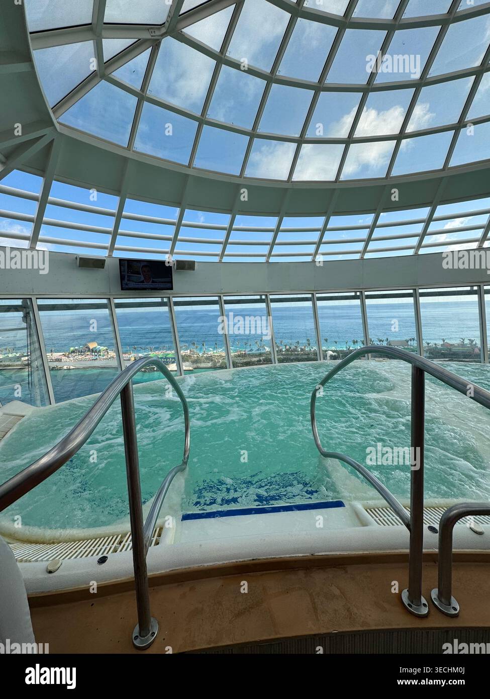jacuzzi on cruise ship Stock Photo