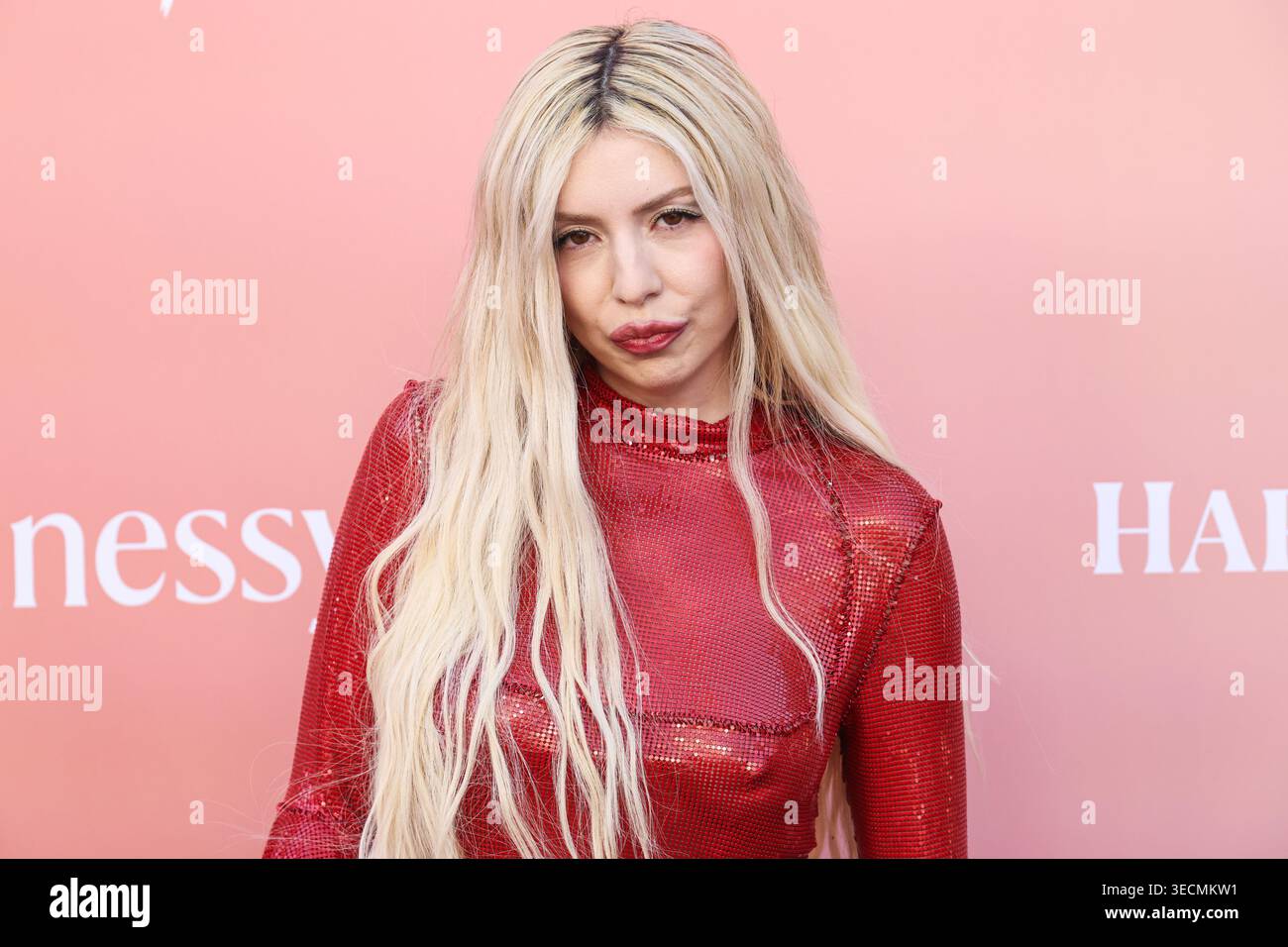 Ava max singer hi-res stock photography and images - Alamy