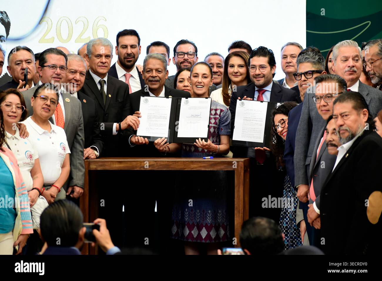 Mexican President Claudia Sheinbaum Pardo, Minister of Confederation of ...