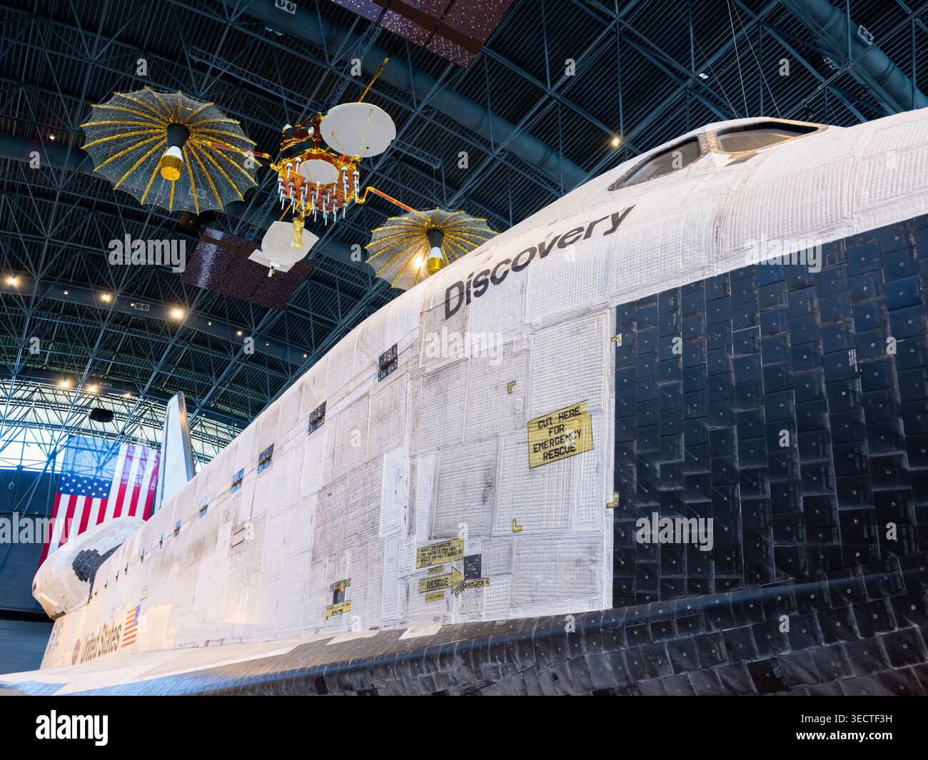Space Shuttle Discovery Thermal Tiles Chantilly United States ...