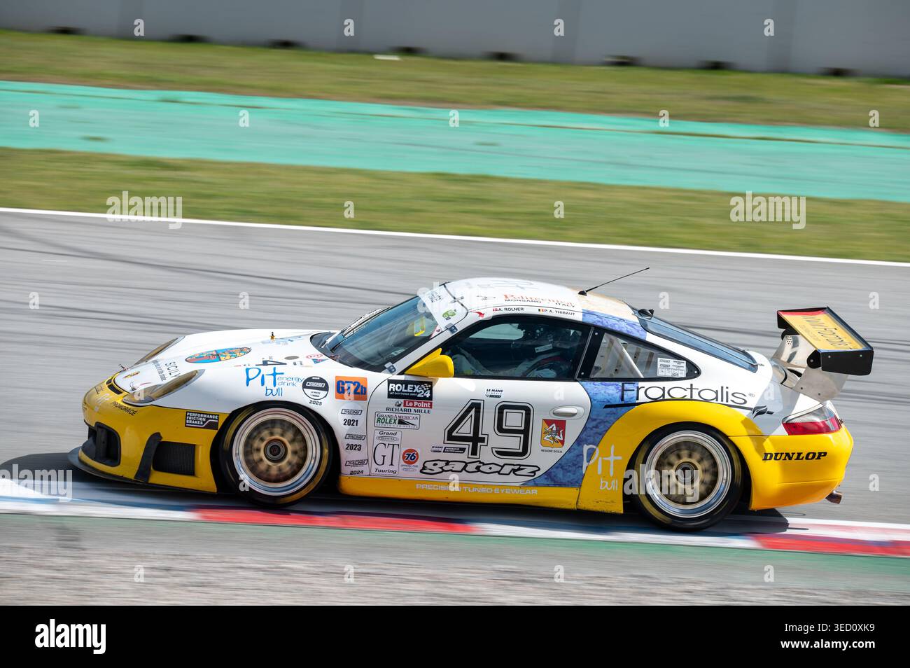 Annette Rolner and Pierre-Alain Thibaut drive the 2001 Porsche 996 GT3 ...