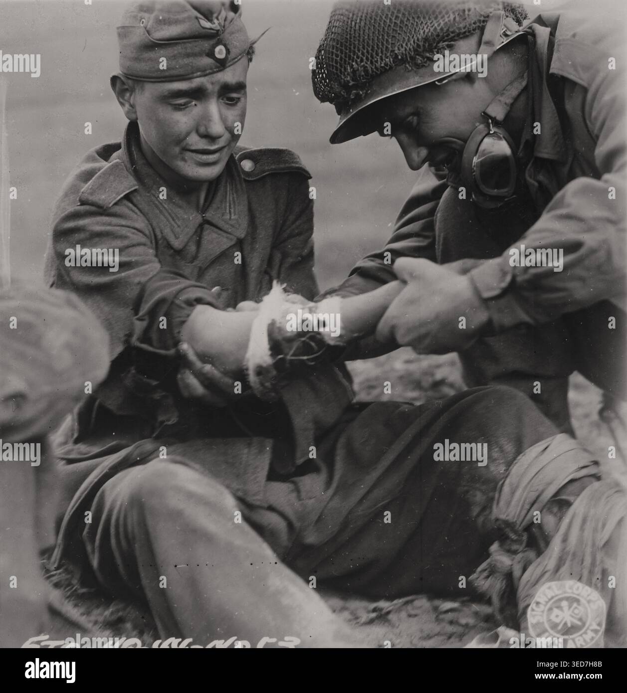 World war ii wounded german soldier hi-res stock photography and images ...