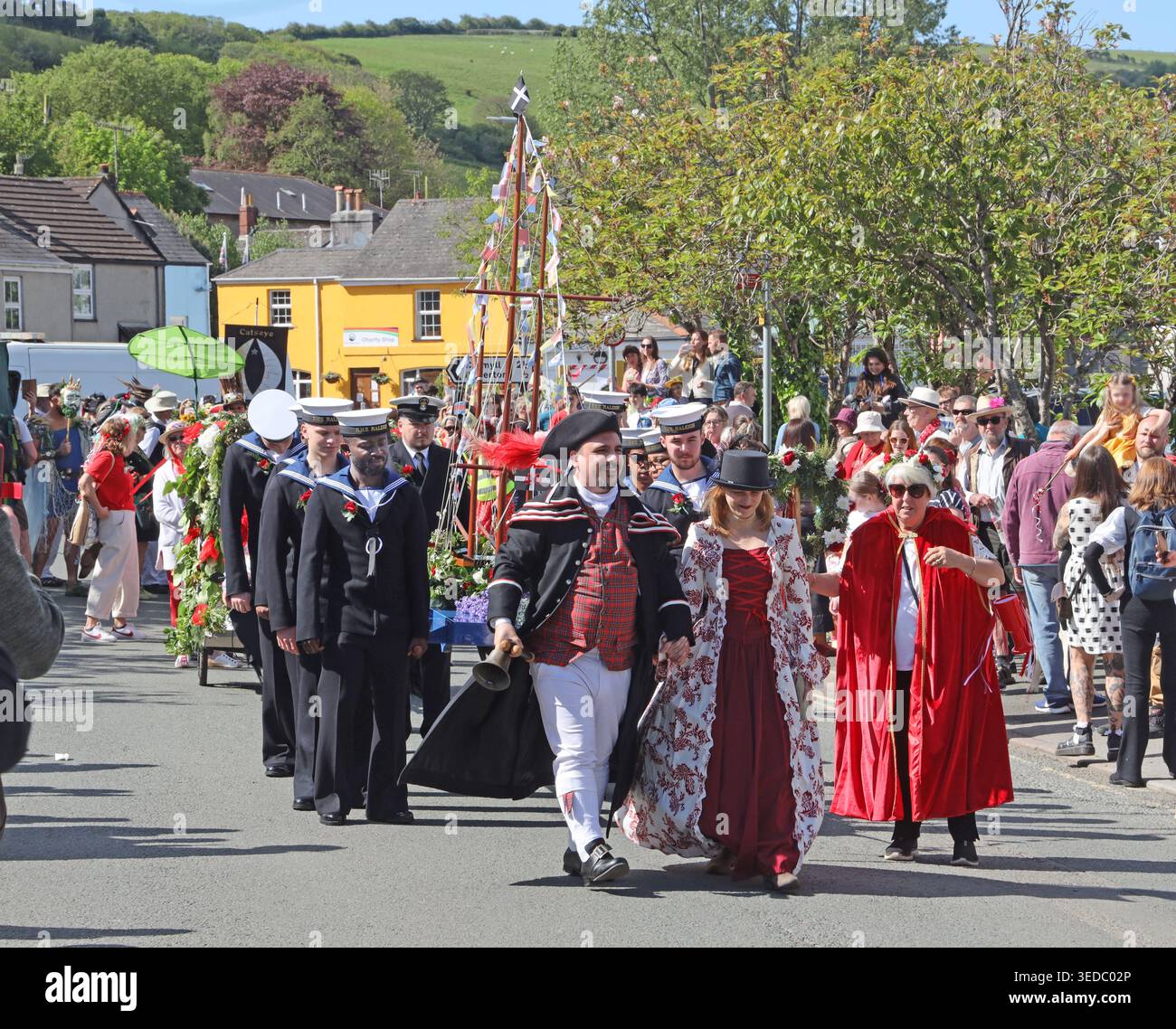 May day bank holiday 2026 hi-res stock photography and images - Alamy