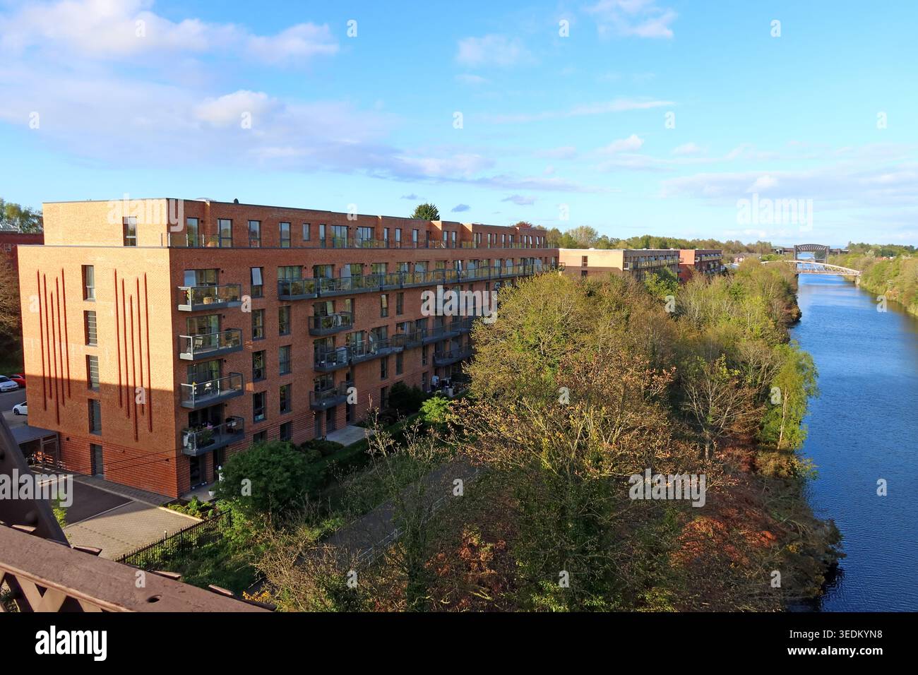 Waters Edge, Latchford. Stock Photo
