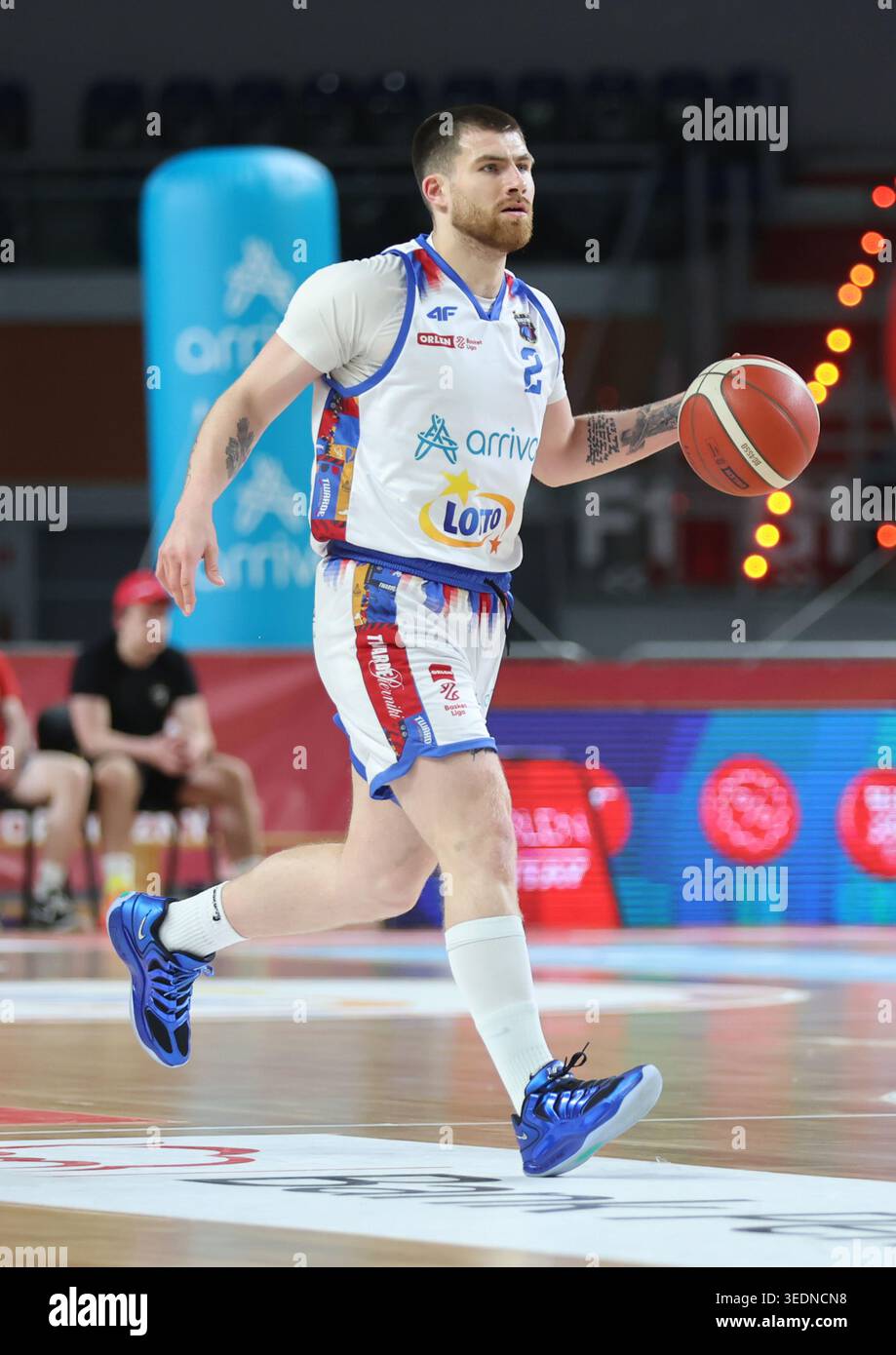 Torun 06.05.2026 Koszykowka ORLEN Basket Liga sezon 2025/2026 kolejka 30 mecz: Arriva LOTTO Twarde Pierniki Torun - AMW Arka Gdynia  --- Basketball ORLEN Basket League season 2025/2026 round 30 match: Arriva LOTTO Twarde Pierniki Torun - AMW Arka Gdynia n/z Tayler Persons Fot. Mateusz Bialczyk /arena akcji Stock Photo
