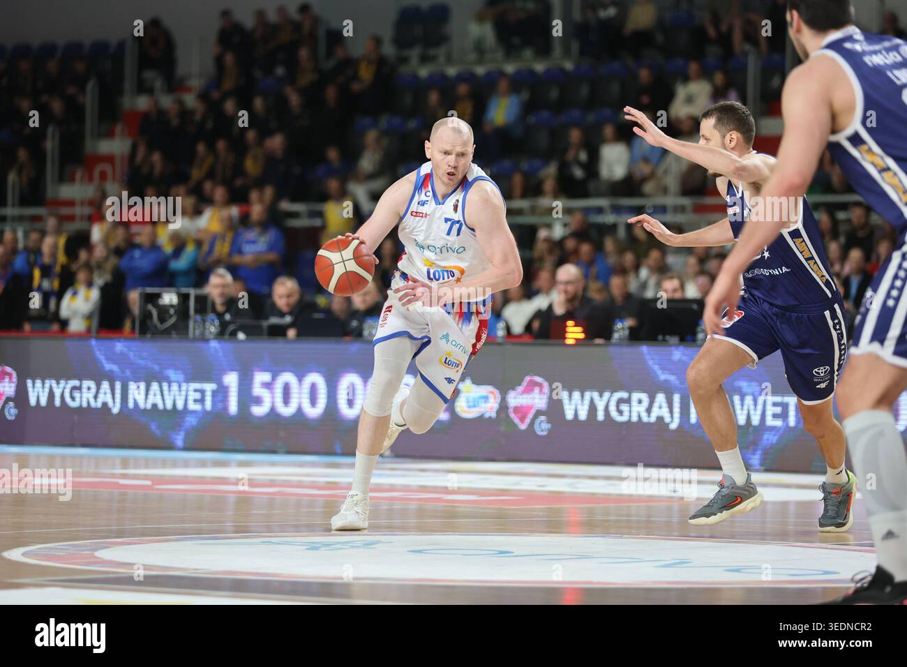 Torun 06.05.2026 Koszykowka ORLEN Basket Liga sezon 2025/2026 kolejka 30 mecz: Arriva LOTTO Twarde Pierniki Torun - AMW Arka Gdynia  --- Basketball ORLEN Basket League season 2025/2026 round 30 match: Arriva LOTTO Twarde Pierniki Torun - AMW Arka Gdynia n/z Damian Kulig Fot. Mateusz Bialczyk /arena akcji Stock Photo
