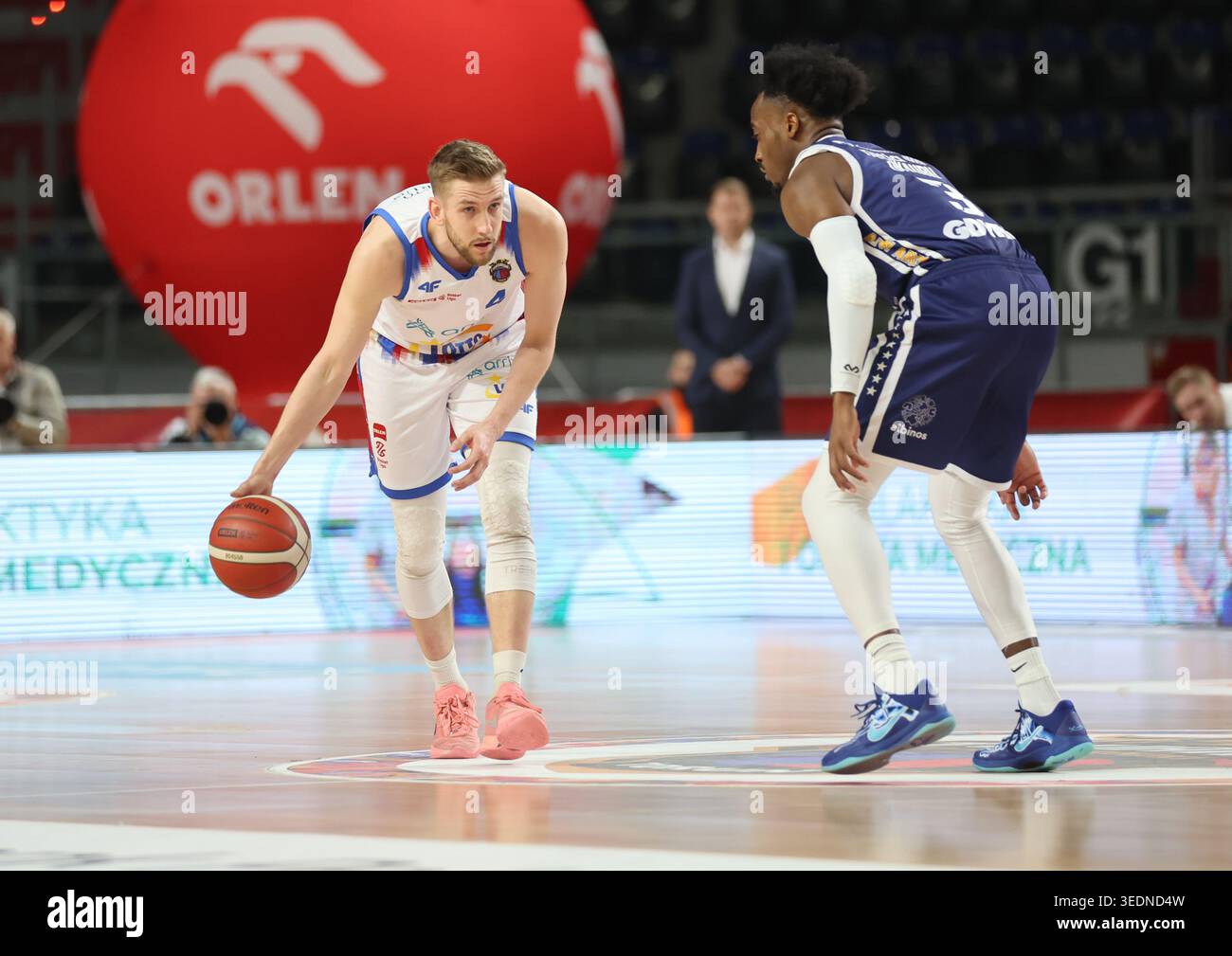 Torun 06.05.2026 Koszykowka ORLEN Basket Liga sezon 2025/2026 kolejka 30 mecz: Arriva LOTTO Twarde Pierniki Torun - AMW Arka Gdynia  --- Basketball ORLEN Basket League season 2025/2026 round 30 match: Arriva LOTTO Twarde Pierniki Torun - AMW Arka Gdynia n/z Mateusz Szlachetka Fot. Mateusz Bialczyk /arena akcji Stock Photo