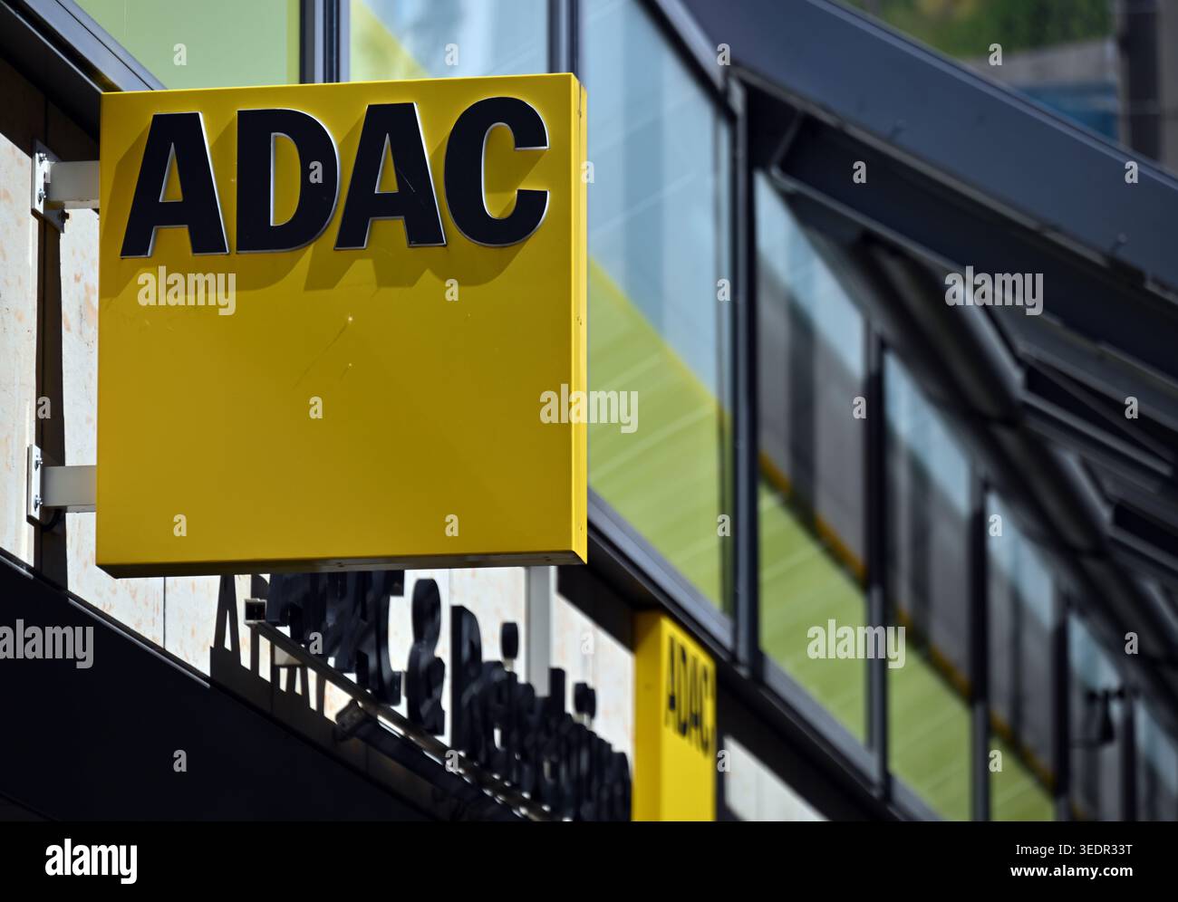 29 April 2026, Thuringia, Gera: The ADAC logo above the entrance to the ...