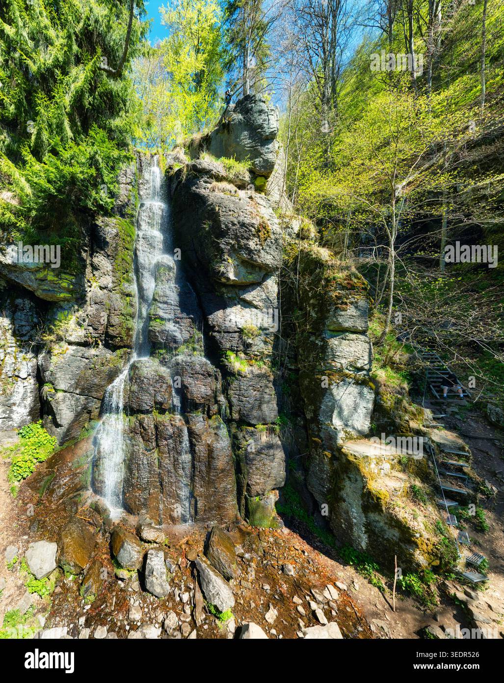 Beautiful waterfall cascading over stone hi-res stock photography and ...