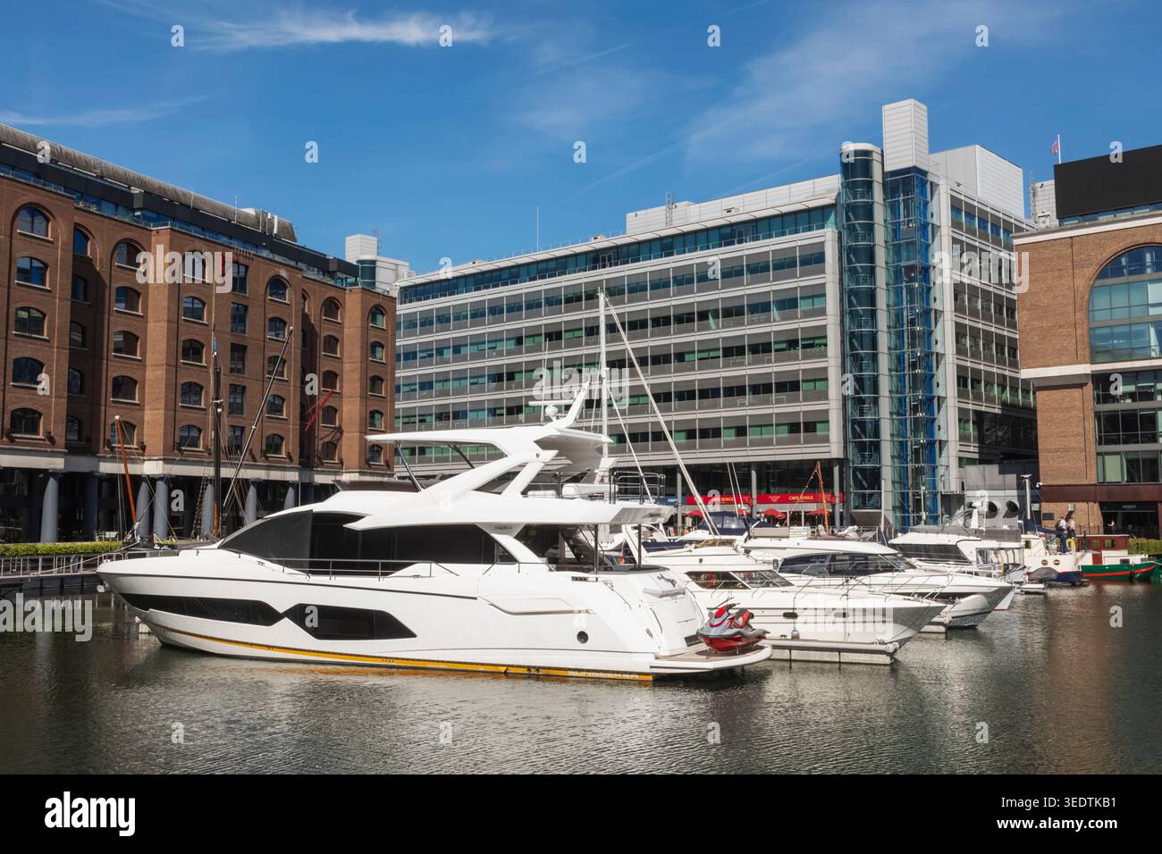 England, London, Wapping, St Katherine Dock Stock Photo