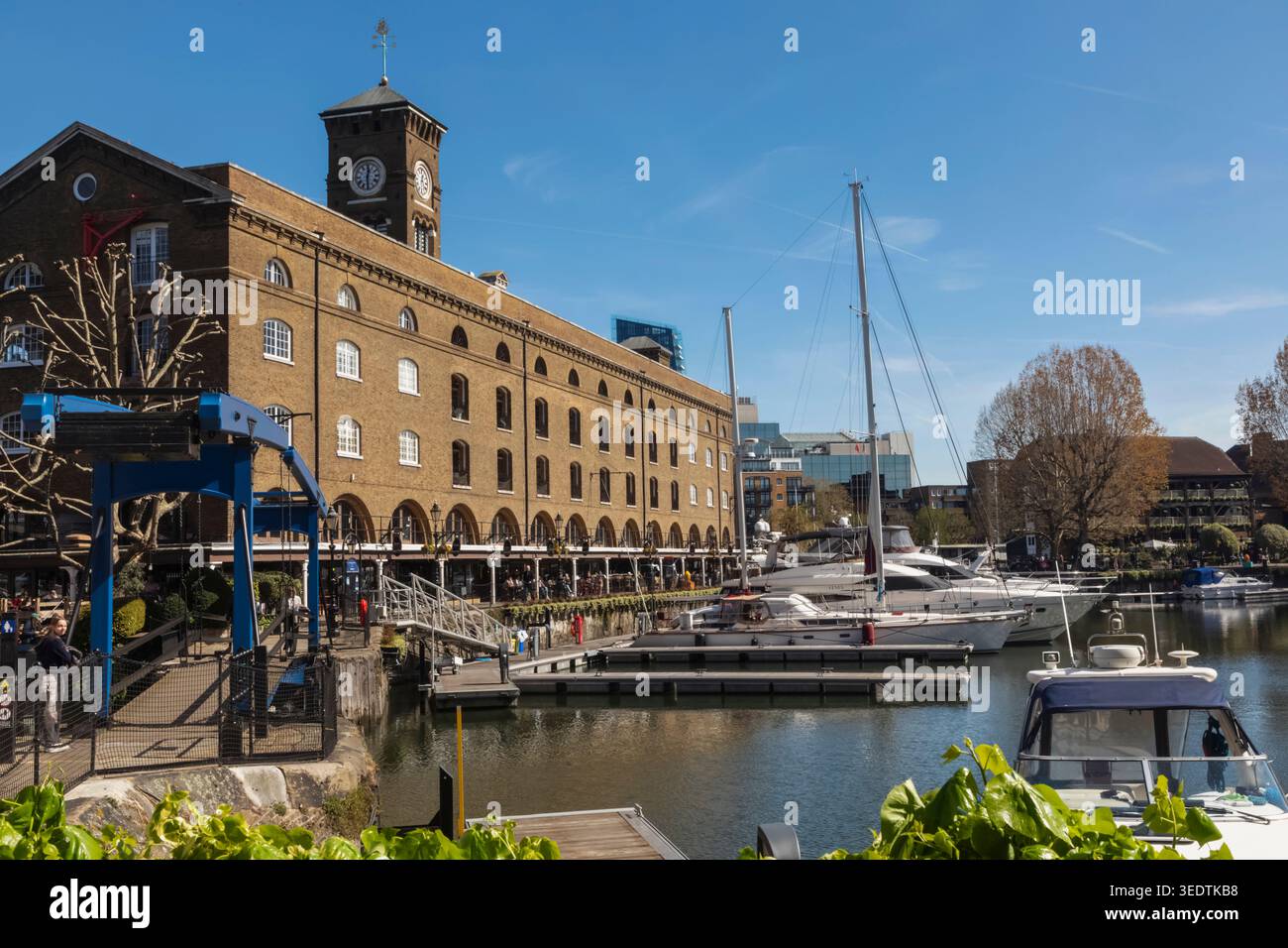 England, London, Wapping, St Katherine Dock Stock Photo