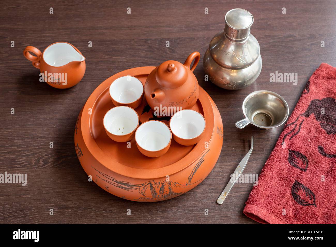 Tea pot and cups served with extra hot water, Chinese style Stock Photo