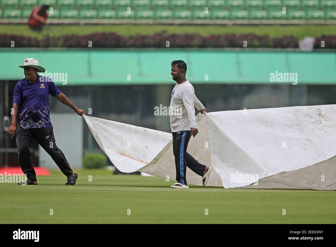 Bangladesh Test Team attends practice session at the Sher-e-Bangla ...
